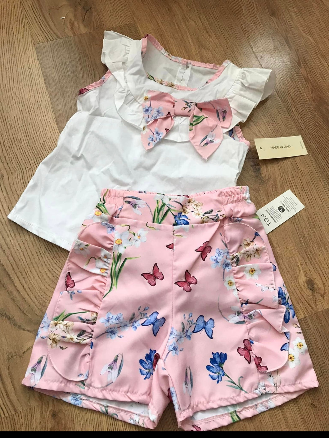 Pink butterfly short set - 4 years