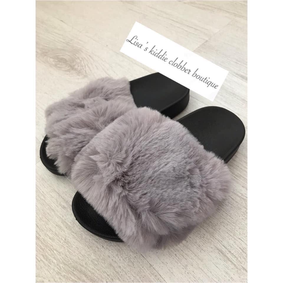 fluffy sliders -  grey