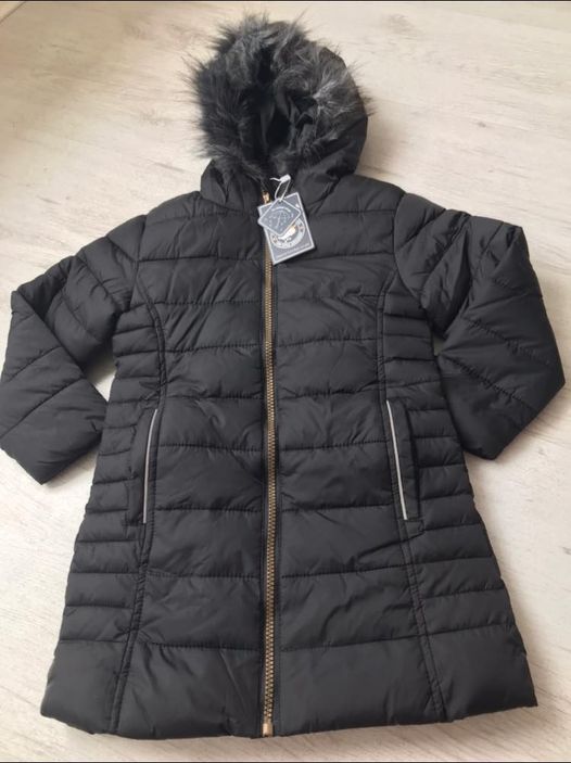 Black winter coat (one)