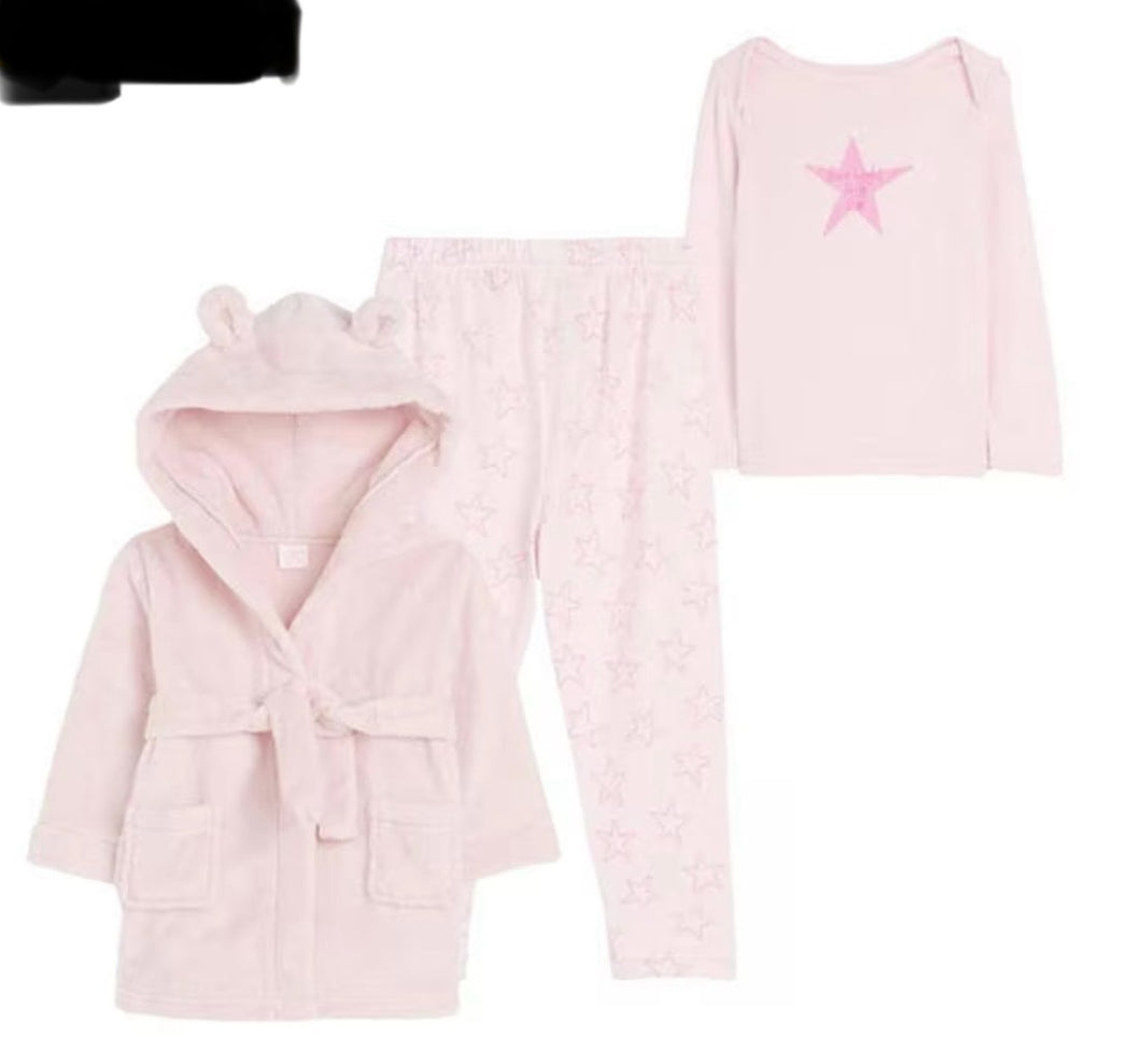 Dressing gown and pyjamas set