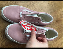 Load image into Gallery viewer, Pink vans - junior/adult foot size 4
