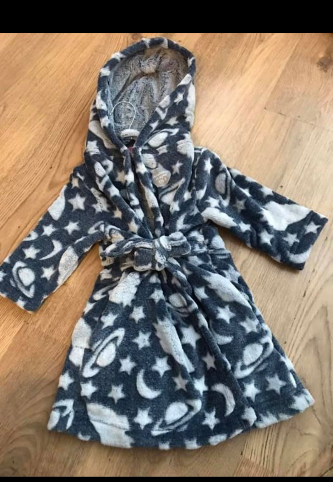 Space dressing gown