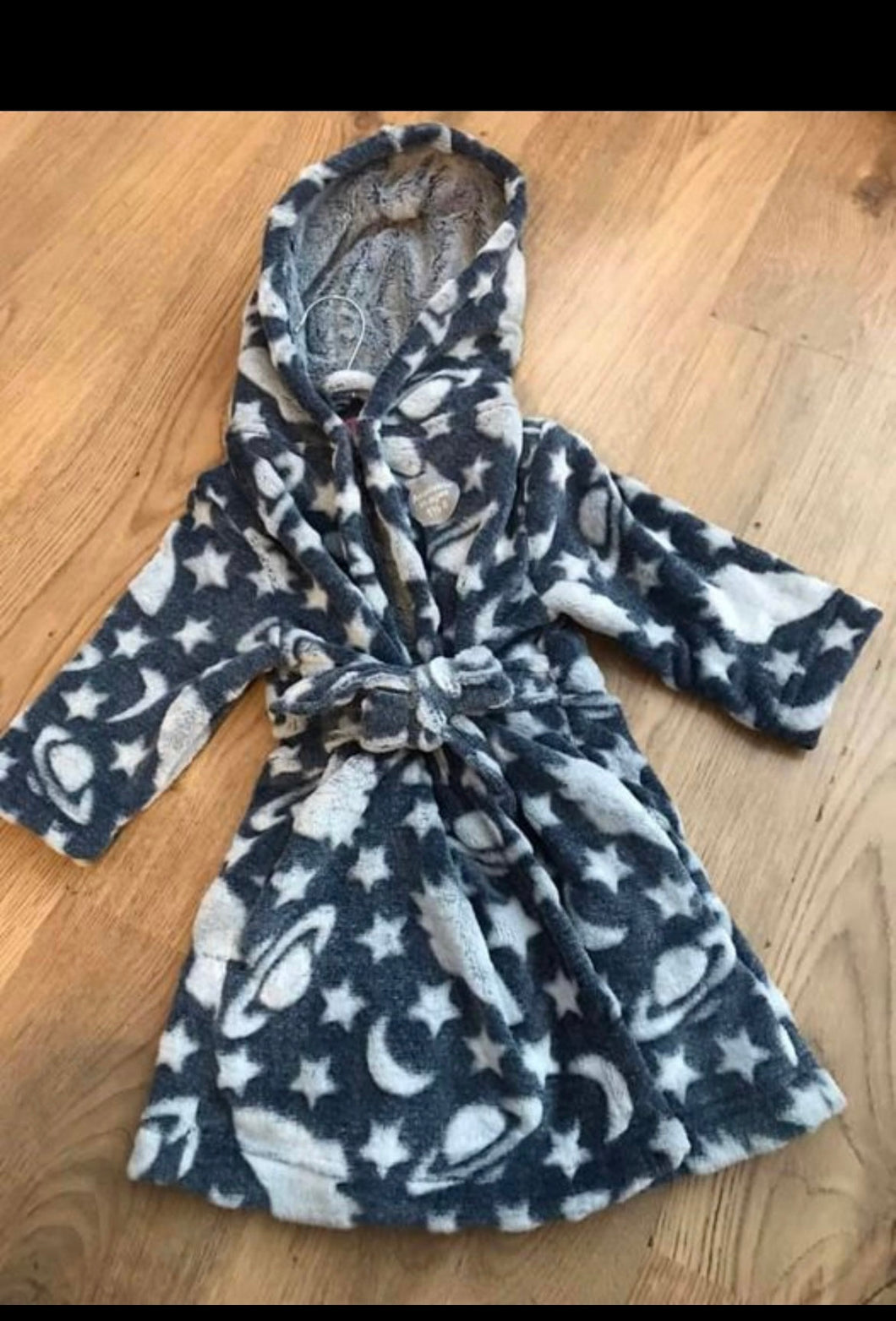 Space dressing gown