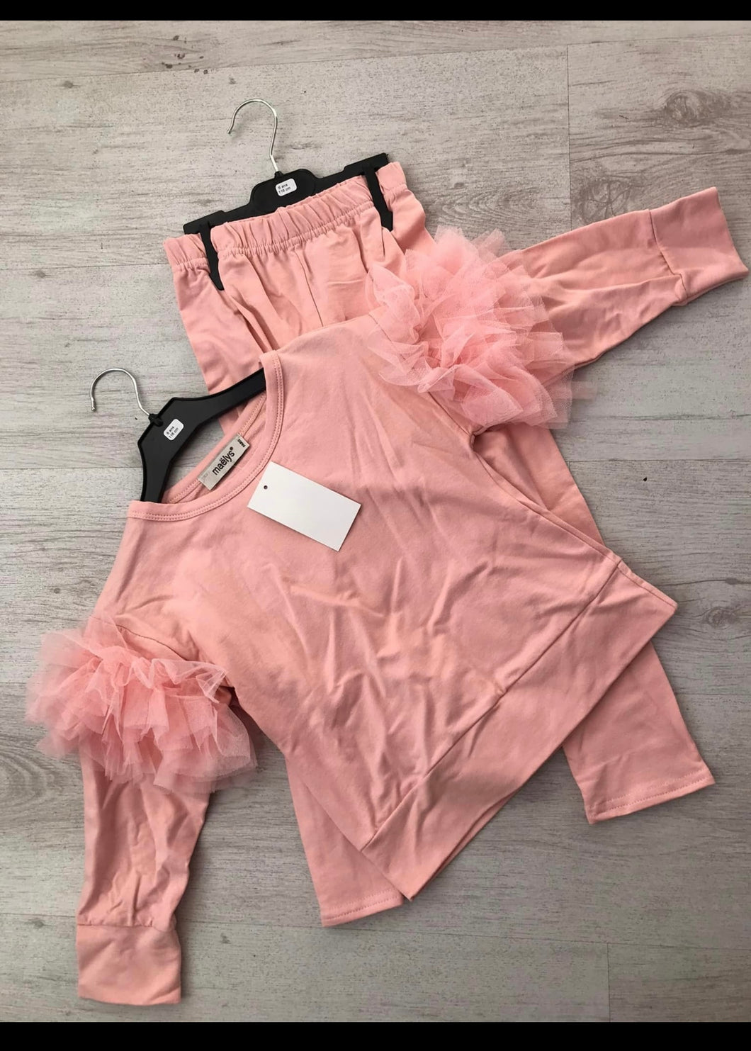 Ruffle set