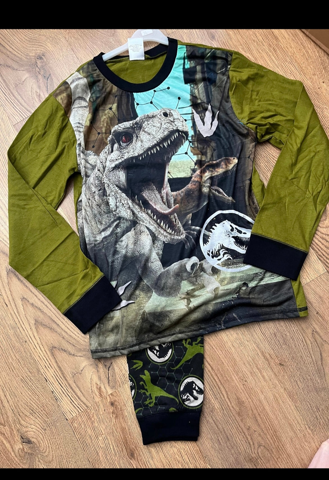 Jurassic park pyjamas- 11/12 years