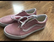 Load image into Gallery viewer, Pink vans - junior/adult foot size 4
