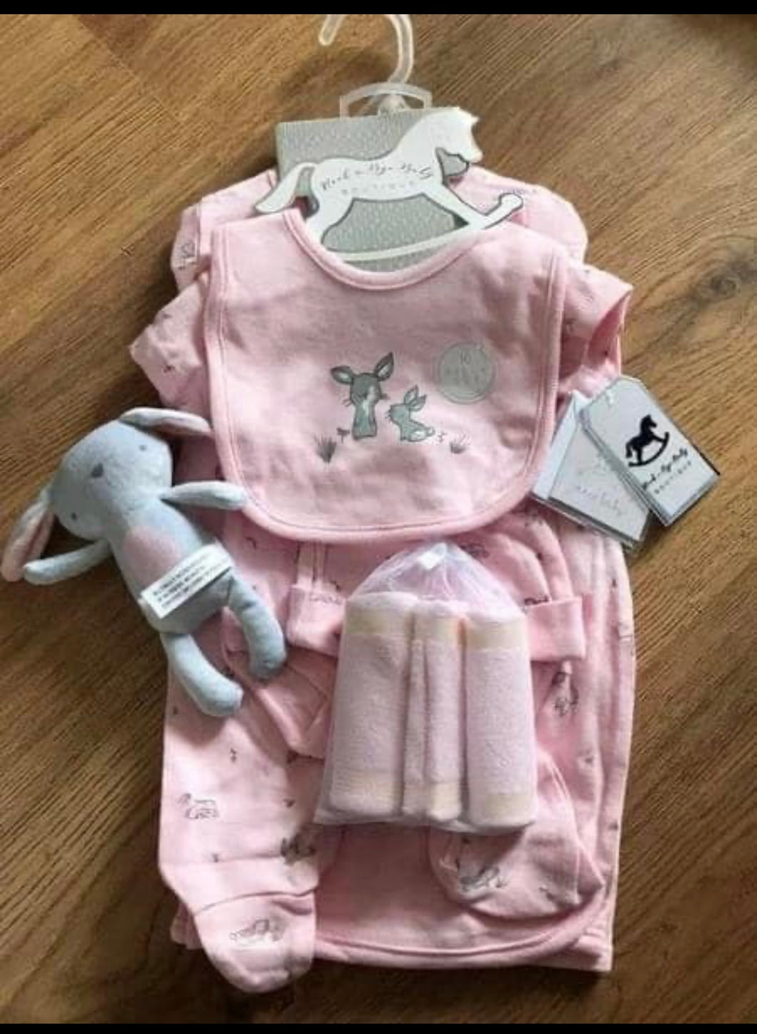 Baby girls gift set