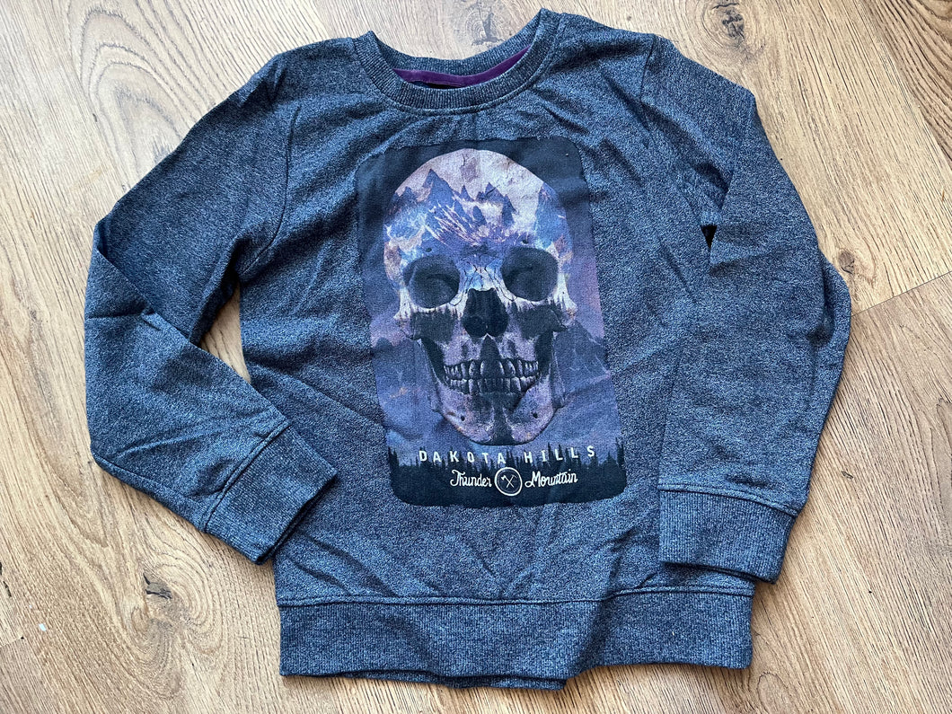 Skull jumper