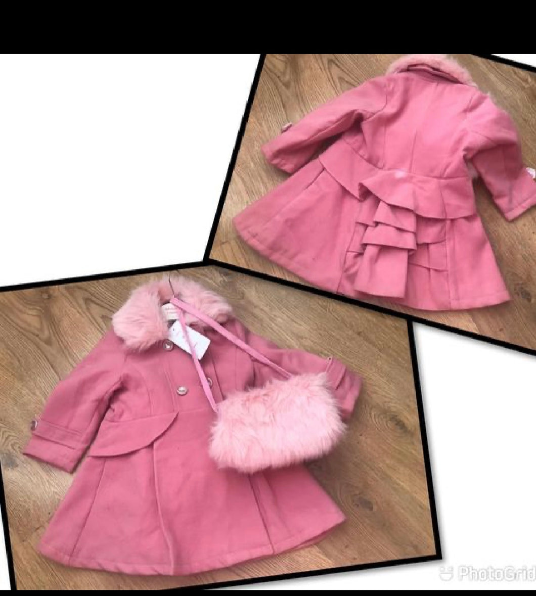 Pink coat with hand warmer - 10 years