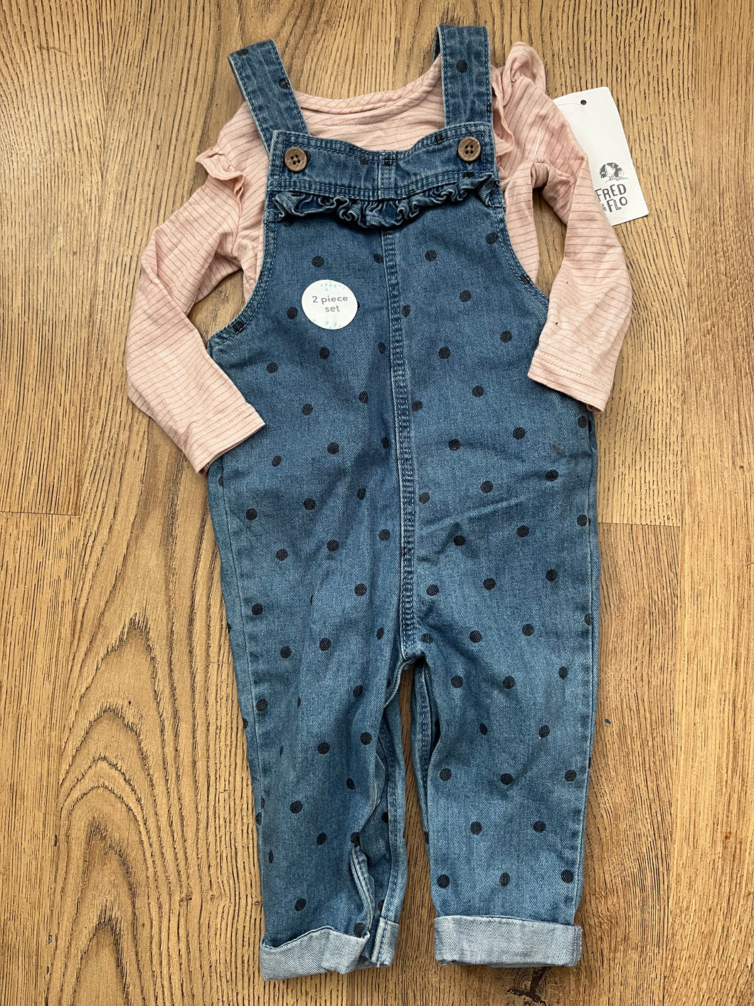 Dungaree set - 6/9 months